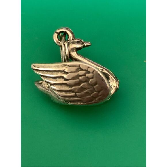 Partridge in a Pear Tree Swan Sterling Silver Jewelry Charm #song #Christmas - Picture 1 of 3